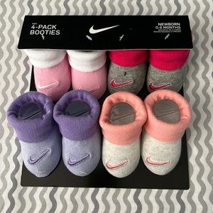 Nike 4-Pack Baby Booties